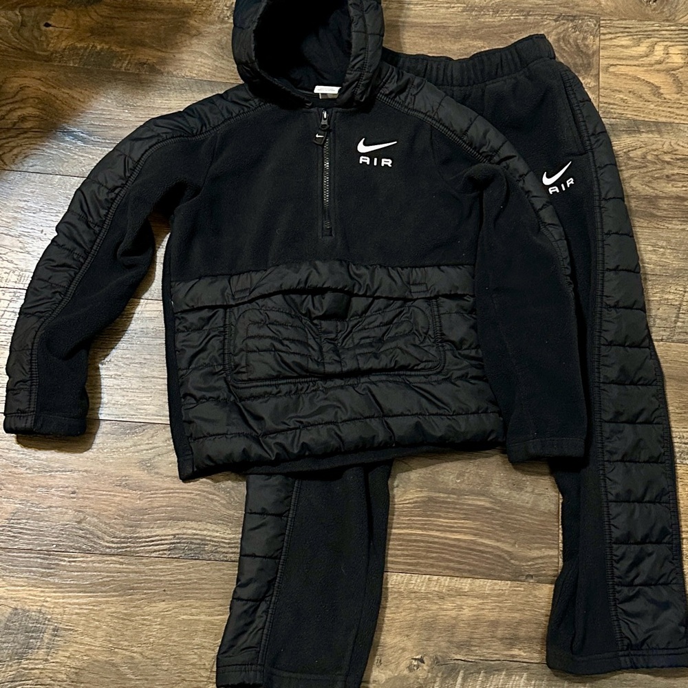 Nike Youth Black Hoodie and Pants Set size M